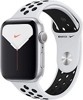 Reprise de votre Apple Watch Nike Series 5 44 mm Boitier aluminium argent Bracelet Sport Nike platine pur noir Wi Fi rebuy