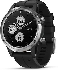 Garmin Fenix 5 Plus 47 mm argento sul cinturino in...