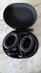 Kundenbild für Sony WH-1000XM4 schwarz
